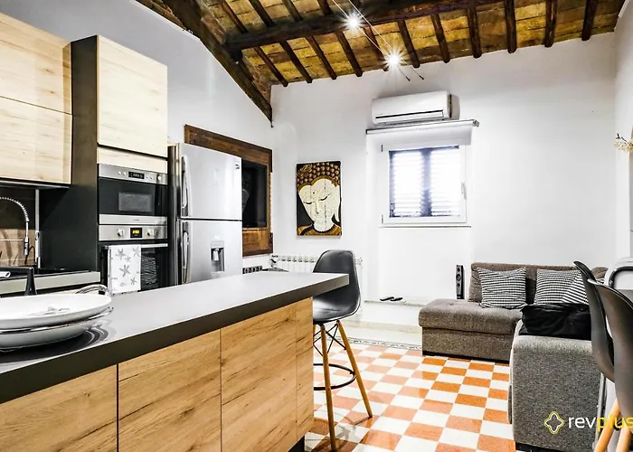 Ml Center * Roma